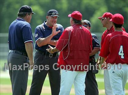 Thumbnail 2 in Pleasant Plains vs. Rochester (IHSA Class 2A Sectional Final) photogallery.