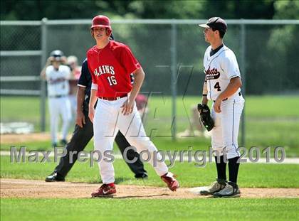 Thumbnail 3 in Pleasant Plains vs. Rochester (IHSA Class 2A Sectional Final) photogallery.
