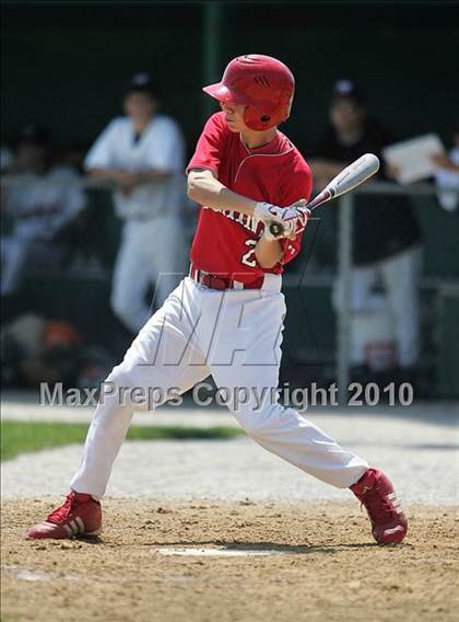 Thumbnail 3 in Pleasant Plains vs. Rochester (IHSA Class 2A Sectional Final) photogallery.