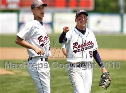 Thumbnail 3 in Pleasant Plains vs. Rochester (IHSA Class 2A Sectional Final) photogallery.