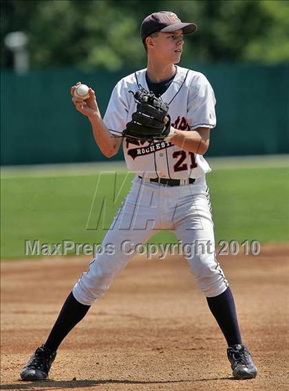 Thumbnail 2 in Pleasant Plains vs. Rochester (IHSA Class 2A Sectional Final) photogallery.