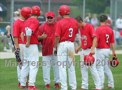 Thumbnail 1 in Pleasant Plains vs. Rochester (IHSA Class 2A Sectional Final) photogallery.