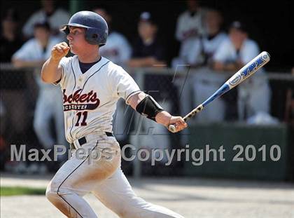 Thumbnail 1 in Pleasant Plains vs. Rochester (IHSA Class 2A Sectional Final) photogallery.