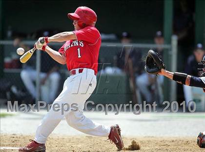 Thumbnail 1 in Pleasant Plains vs. Rochester (IHSA Class 2A Sectional Final) photogallery.