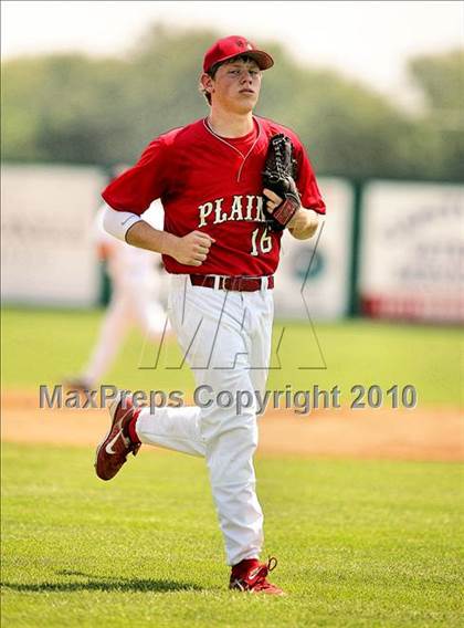 Thumbnail 1 in Pleasant Plains vs. Rochester (IHSA Class 2A Sectional Final) photogallery.