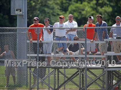 Thumbnail 3 in Pleasant Plains vs. Rochester (IHSA Class 2A Sectional Final) photogallery.