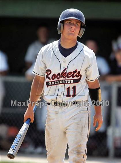 Thumbnail 1 in Pleasant Plains vs. Rochester (IHSA Class 2A Sectional Final) photogallery.