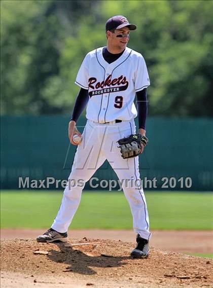 Thumbnail 3 in Pleasant Plains vs. Rochester (IHSA Class 2A Sectional Final) photogallery.