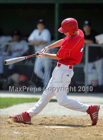 Thumbnail 1 in Pleasant Plains vs. Rochester (IHSA Class 2A Sectional Final) photogallery.