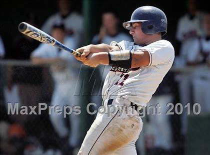 Thumbnail 2 in Pleasant Plains vs. Rochester (IHSA Class 2A Sectional Final) photogallery.