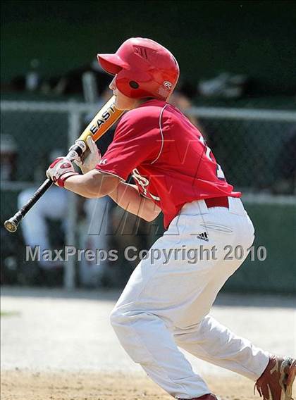 Thumbnail 2 in Pleasant Plains vs. Rochester (IHSA Class 2A Sectional Final) photogallery.