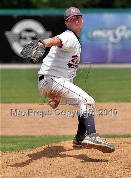 Thumbnail 2 in Pleasant Plains vs. Rochester (IHSA Class 2A Sectional Final) photogallery.