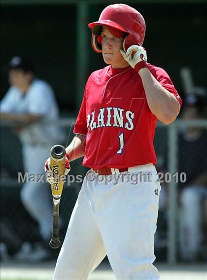 Thumbnail 1 in Pleasant Plains vs. Rochester (IHSA Class 2A Sectional Final) photogallery.
