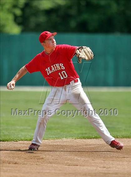 Thumbnail 2 in Pleasant Plains vs. Rochester (IHSA Class 2A Sectional Final) photogallery.