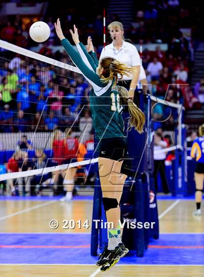 Thumbnail 2 in Bayfield vs. Manitou Springs (CHSAA 3A Playoff) photogallery.