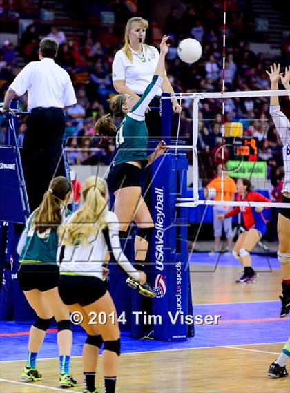 Thumbnail 2 in Bayfield vs. Manitou Springs (CHSAA 3A Playoff) photogallery.