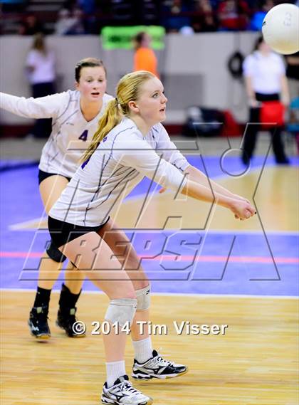Thumbnail 1 in Bayfield vs. Manitou Springs (CHSAA 3A Playoff) photogallery.