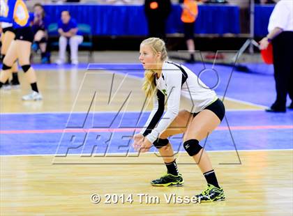 Thumbnail 2 in Bayfield vs. Manitou Springs (CHSAA 3A Playoff) photogallery.