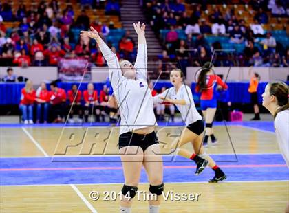 Thumbnail 2 in Bayfield vs. Manitou Springs (CHSAA 3A Playoff) photogallery.