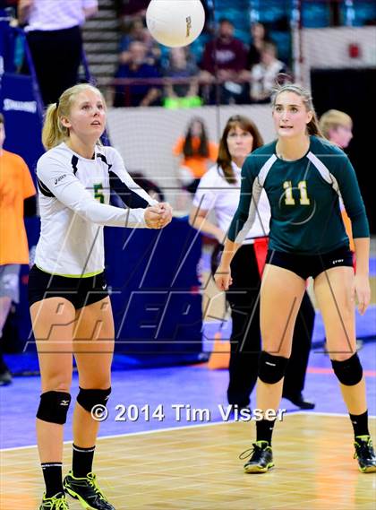 Thumbnail 2 in Bayfield vs. Manitou Springs (CHSAA 3A Playoff) photogallery.