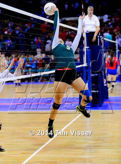 Thumbnail 3 in Bayfield vs. Manitou Springs (CHSAA 3A Playoff) photogallery.