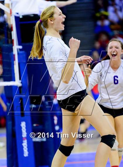 Thumbnail 1 in Bayfield vs. Manitou Springs (CHSAA 3A Playoff) photogallery.