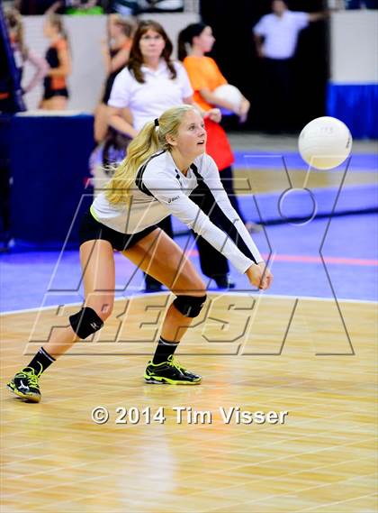 Thumbnail 1 in Bayfield vs. Manitou Springs (CHSAA 3A Playoff) photogallery.