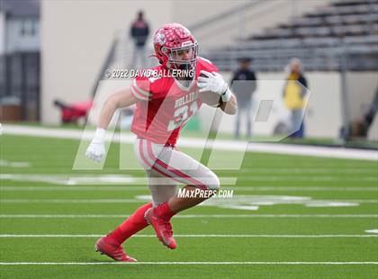 Thumbnail 2 in Bells vs. Holliday (UIL 3A D2 Regional Playoff) photogallery.