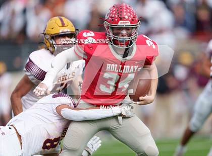 Thumbnail 3 in Bells vs. Holliday (UIL 3A D2 Regional Playoff) photogallery.
