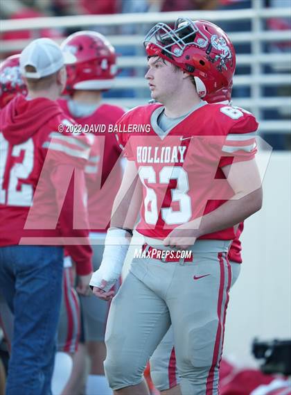 Thumbnail 2 in Bells vs. Holliday (UIL 3A D2 Regional Playoff) photogallery.