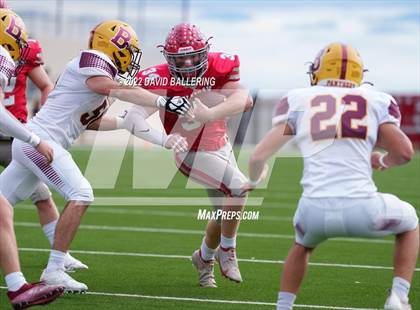 Thumbnail 1 in Bells vs. Holliday (UIL 3A D2 Regional Playoff) photogallery.