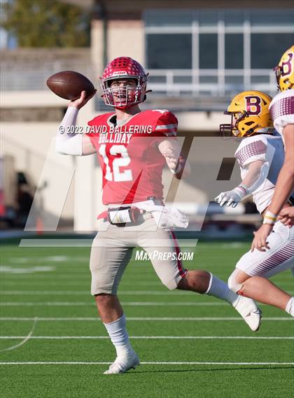 Thumbnail 1 in Bells vs. Holliday (UIL 3A D2 Regional Playoff) photogallery.