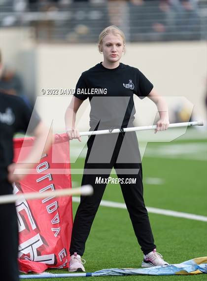 Thumbnail 3 in Bells vs. Holliday (UIL 3A D2 Regional Playoff) photogallery.