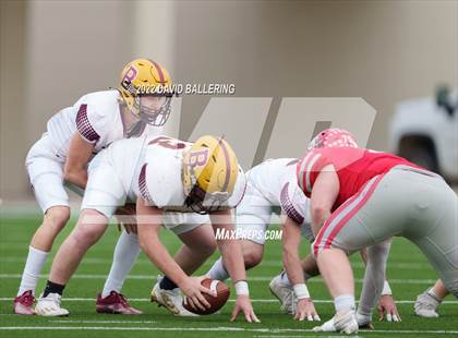 Thumbnail 2 in Bells vs. Holliday (UIL 3A D2 Regional Playoff) photogallery.