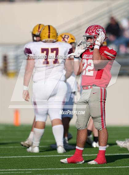 Thumbnail 3 in Bells vs. Holliday (UIL 3A D2 Regional Playoff) photogallery.