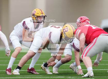 Thumbnail 3 in Bells vs. Holliday (UIL 3A D2 Regional Playoff) photogallery.
