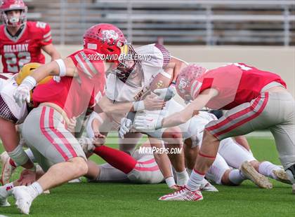 Thumbnail 2 in Bells vs. Holliday (UIL 3A D2 Regional Playoff) photogallery.
