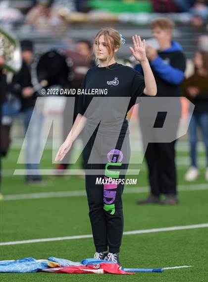 Thumbnail 2 in Bells vs. Holliday (UIL 3A D2 Regional Playoff) photogallery.