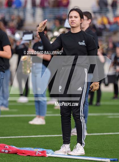 Thumbnail 2 in Bells vs. Holliday (UIL 3A D2 Regional Playoff) photogallery.