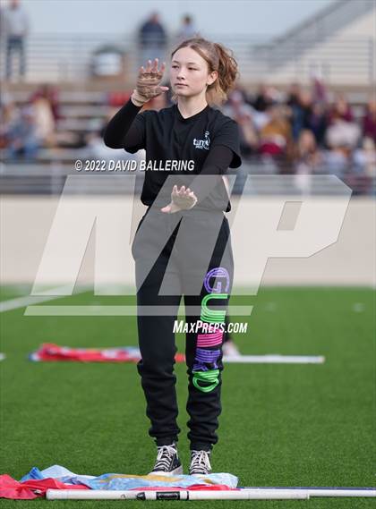 Thumbnail 2 in Bells vs. Holliday (UIL 3A D2 Regional Playoff) photogallery.