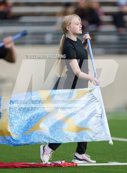 Thumbnail 1 in Bells vs. Holliday (UIL 3A D2 Regional Playoff) photogallery.