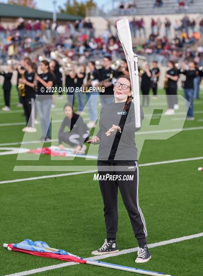 Thumbnail 3 in Bells vs. Holliday (UIL 3A D2 Regional Playoff) photogallery.