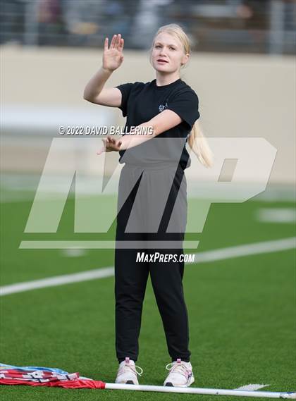 Thumbnail 3 in Bells vs. Holliday (UIL 3A D2 Regional Playoff) photogallery.