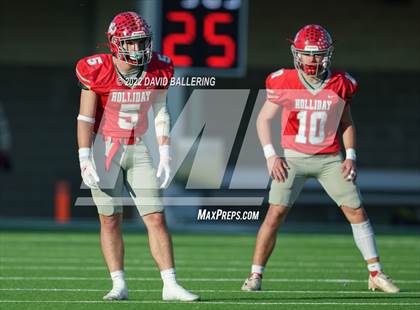 Thumbnail 1 in Bells vs. Holliday (UIL 3A D2 Regional Playoff) photogallery.
