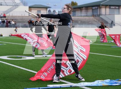 Thumbnail 1 in Bells vs. Holliday (UIL 3A D2 Regional Playoff) photogallery.
