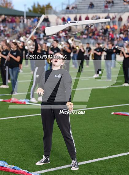 Thumbnail 3 in Bells vs. Holliday (UIL 3A D2 Regional Playoff) photogallery.