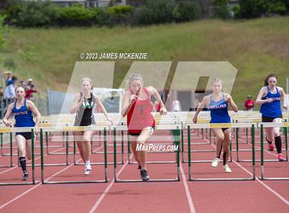 Thumbnail 3 in MCAL Finals (Redwood) photogallery.