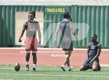 Thumbnail 2 in St. John Bosco vs. Mission Viejo (Battle at the Beach 7-on-7) photogallery.