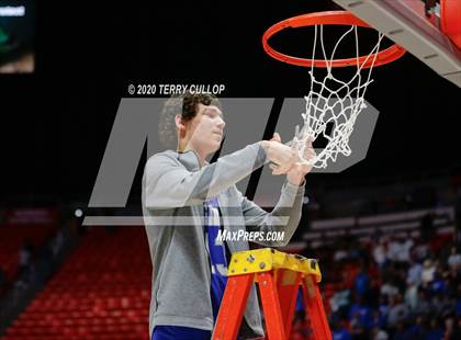 Thumbnail 3 in Fremont vs. Davis (UHSAA 6A Final) photogallery.