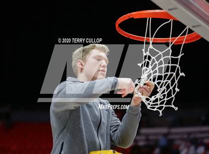 Thumbnail 3 in Fremont vs. Davis (UHSAA 6A Final) photogallery.